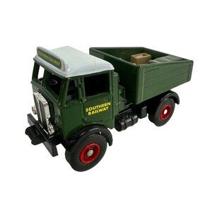 Days Gone Model Die Cast  Truck Green Southern Railway